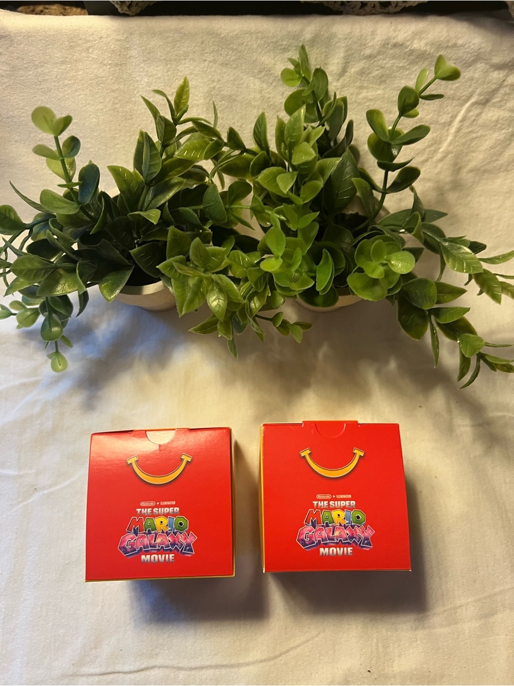 McDonalds Mario Galaxy  Happy Meal Boxes - Red